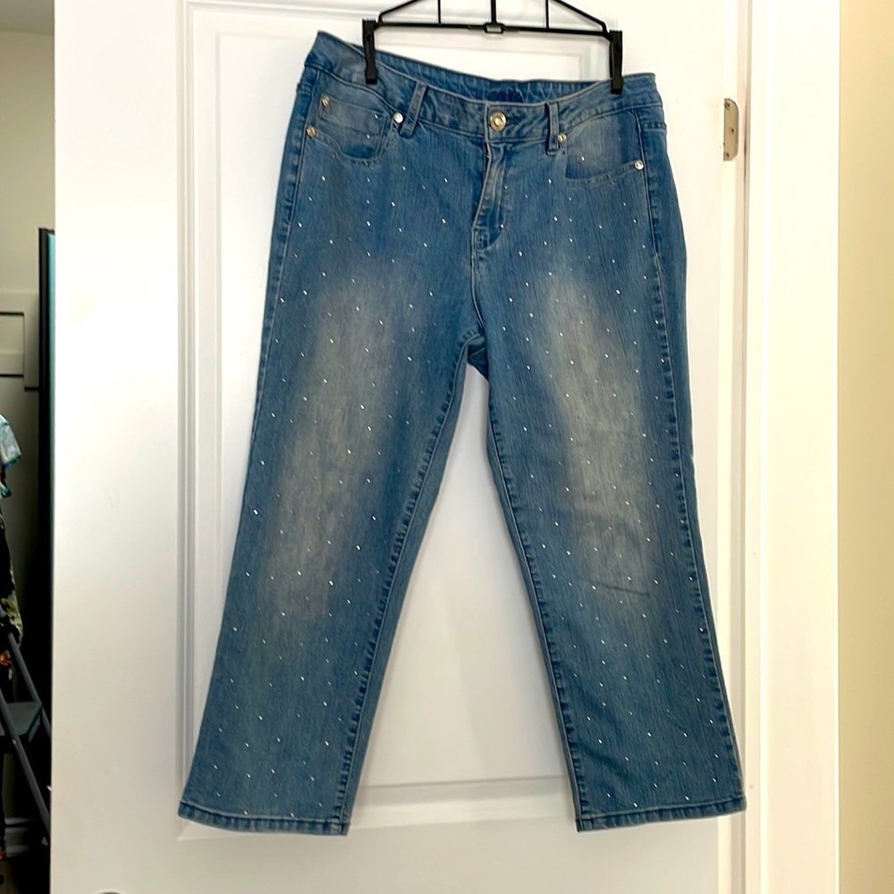 Fabulous Cache S/12 Rhinestone low rise cropped jeans